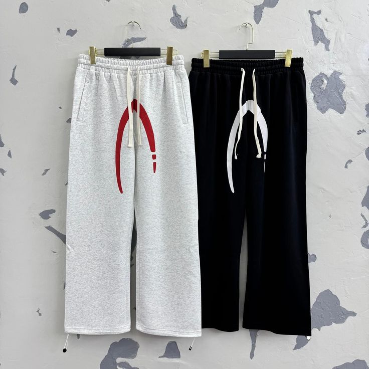 The Graphic Lounge Drop